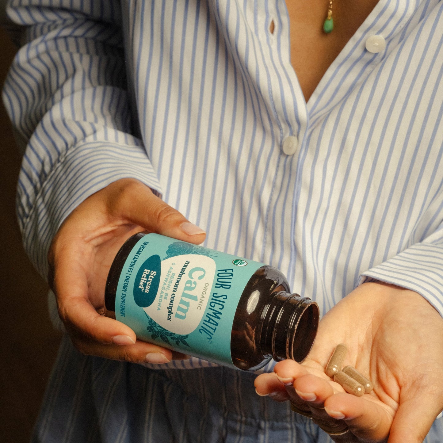 calm-capsules-g5 calm-capsule-2.jpg