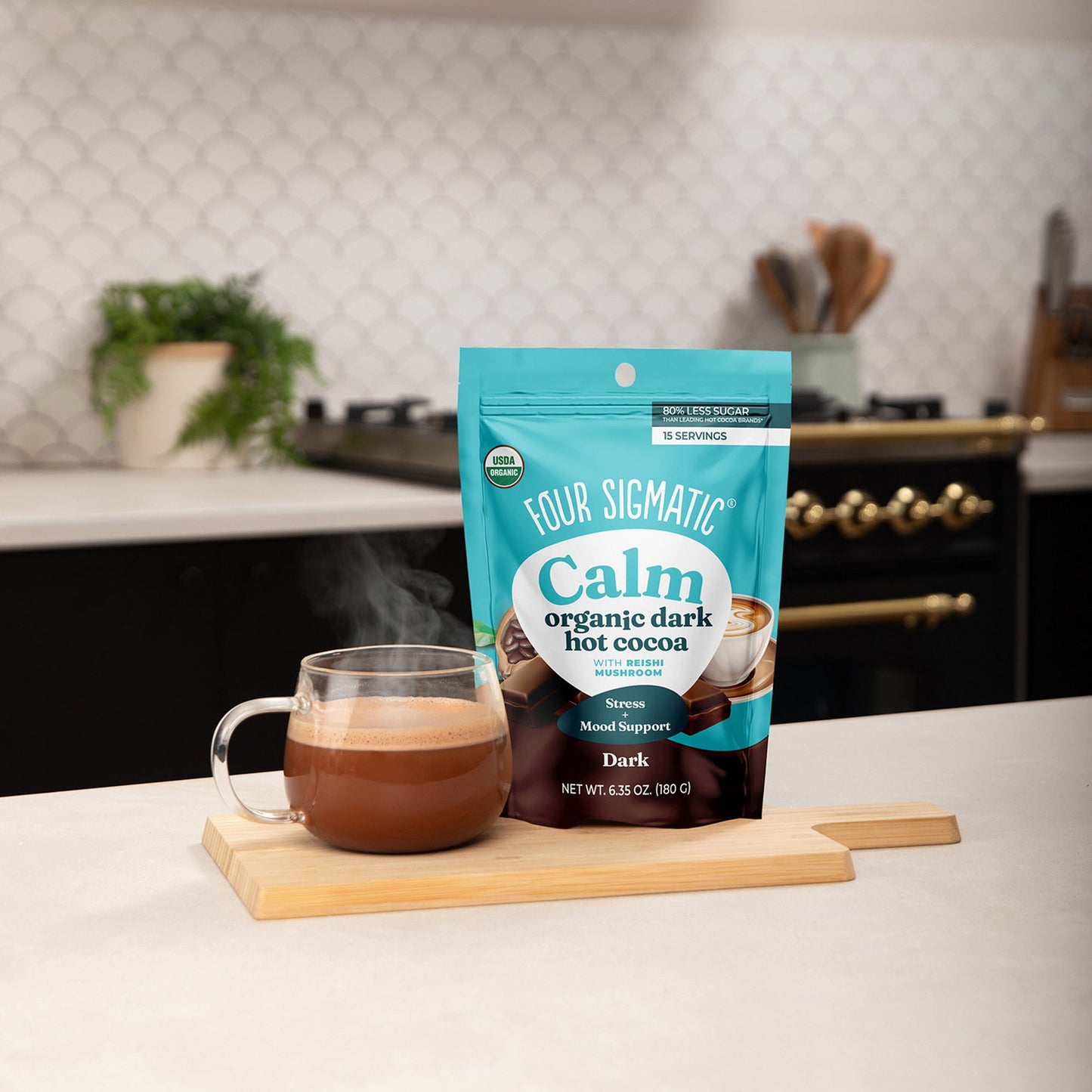 calm-dark-hot-cocoa-o8 calm-cocoa-dark-lifestyle-2026-1.jpg