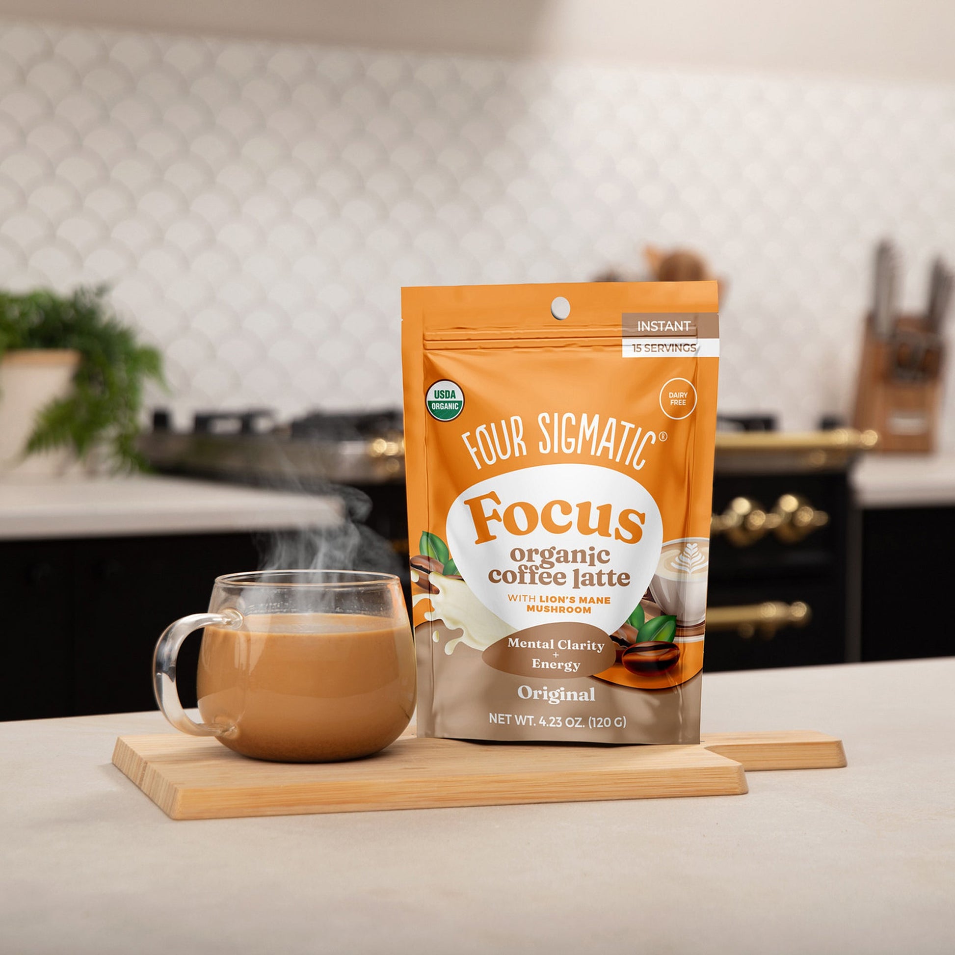 focus-organic-coffee-latte-original-o8 focus-latte-original-lifestyle2-2026.jpg
